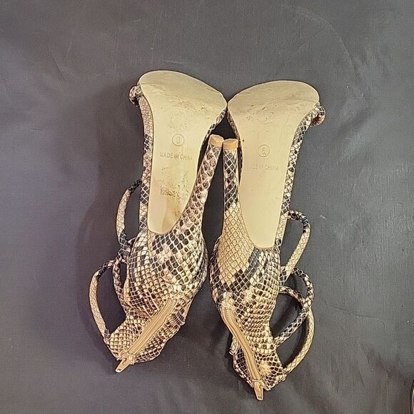 PRETTY LITTLE THING SNEAKER SKIN POINTED TOE 4-STRAP HIGH HEEL STILETTOS SANDAL - Picture 14 of 14